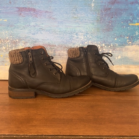 STEVE MADDEN BOOTS - Picture 4 of 10